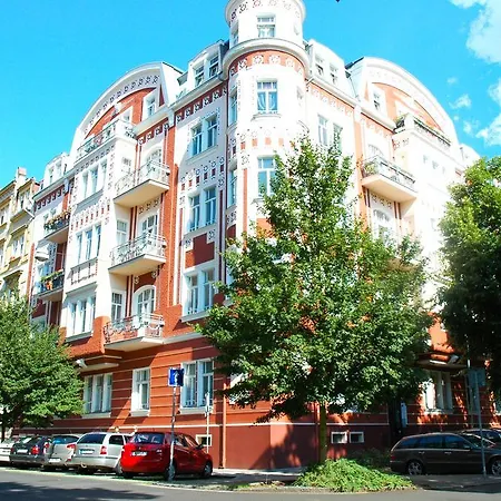 Lermontov Apartamento *